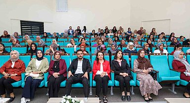 Van'da "Sağlıklı Kadınlar, Sağlıklı Nesiller" semineri düzenlendi