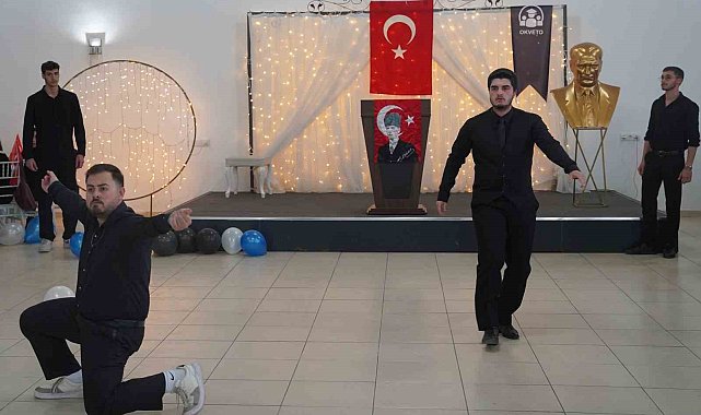 Yalova'da Gençlik Balosu renkli görüntülere sahne oldu
