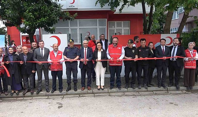 Yalova'da Kızılay Butik açıldı