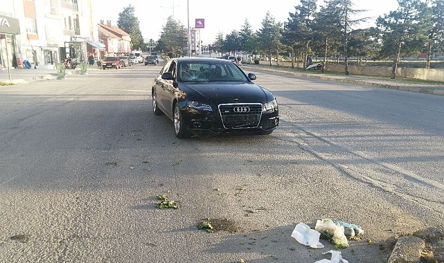 Yalvaç'ta otomobil ile motosiklet çarpıştı: 1 yaralı