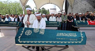 Yangında hayatını kaybeden Yazar Süha Oğuzertem son yolculuğuna uğurlandı