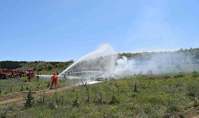 Yangınla mücadele iş başı eğitimleri sürüyor