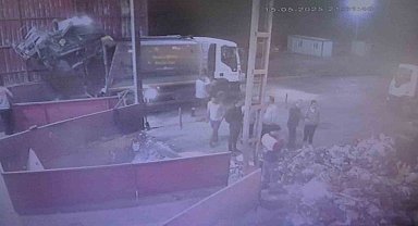 Yanlışlıkla çöpe atılan hatıra kolye 7 ton çöpün içinde bulundu