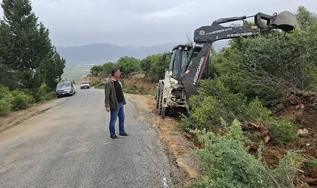 Yenipazar'da yol genişletme çalışmaları sürüyor