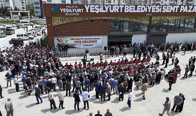 Yeşilyurt Belediyesi'nden çiftçilere büyük destek: 250 bin sebze fidesi dağıtıldı