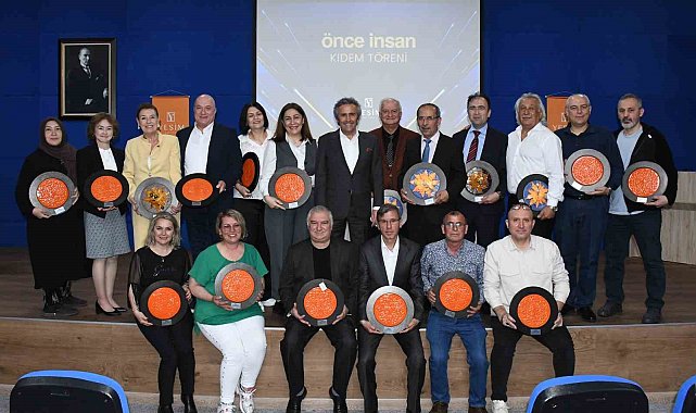 Yeşim'de emekler onurlandırıldı