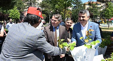 Yıldırım 'Aile' için yürüdü