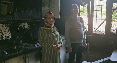 Yıldırım isabet eden ev küle döndü, dumandan etkilenen karı koca hastanelik oldu