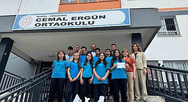 Yunusemre'de okullar arası pil yarışması sona erdi