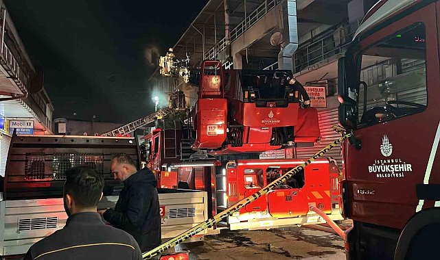 Zeytinburnu'nda iş yerinde korkutan yangın