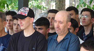 2 gencin hayatını kaybettiği motosiklet kazasından geriye yakınlarının gözyaşı kaldı