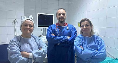 2 yaşındaki çocuğun midesinden 4 santimetrelik çivi çıktı