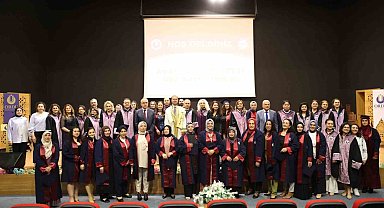 'Anne Üniversitesi' ilk mezunlarını verdi