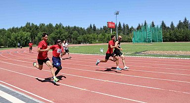 'Görme Engelliler Atletizm Türkiye Şampiyonası' sürüyor