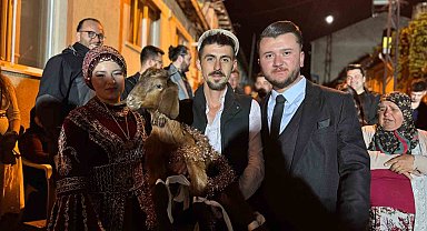 'Tavuk almaya' giden geline oğlak verdiler, gelin şaşkınlığını gizleyemedi