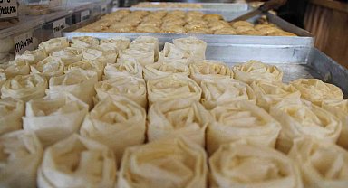 4 saatte pişen Çorum baklavası bayramda damakları tatlandıracak
