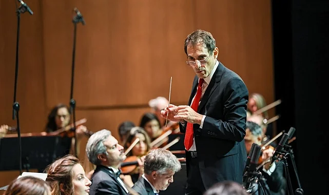 53. İstanbul Müzik Festivali, şehrin sesiyle ve müziğin rengini buluşturdu