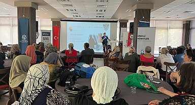 60 yaş üstü vatandaşlara dolandırıcılığa karşı eğitim