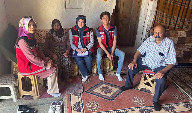 90 yaşındaki Hikmet teyzeye devlet şefkati