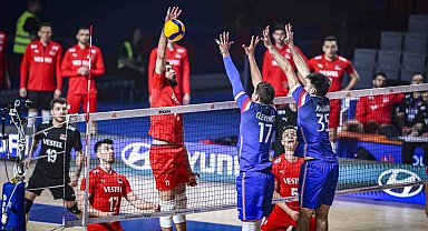 A Milli Erkek Voleybol Takımı, Fransa'ya mağlup oldu