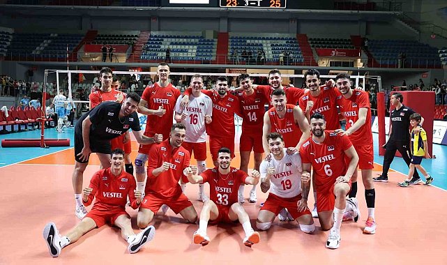 A Milli Erkek Voleybol Takımı, Slovenya'yı mağlup etti