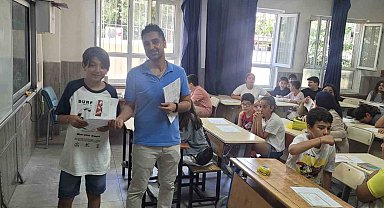 Adana'da 522 bini aşkın öğrenci karne aldı