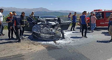 Adilcevaz Kaymakamı trafik kazası geçirdi