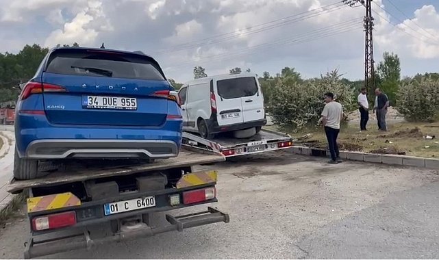 Adilcevaz'da trafik kazası: 2 ölü, 1 yaralı