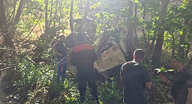 Adıyaman'da kamyonet uçuruma yuvarlandı: 2 ölü
