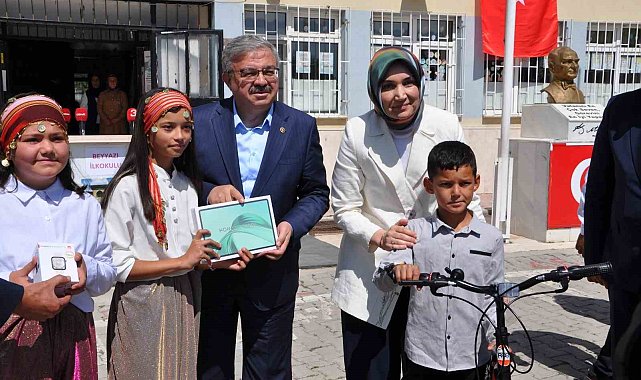 Afyonkarahisar'da 142 bin 592 öğrenci yaz tatiline girdi