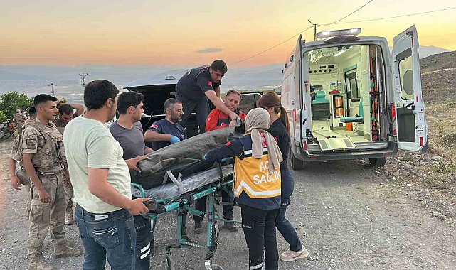 Ağrı Dağı'na tırmanış sırasında kalp krizi geçiren dağcı hayatını kaybetti