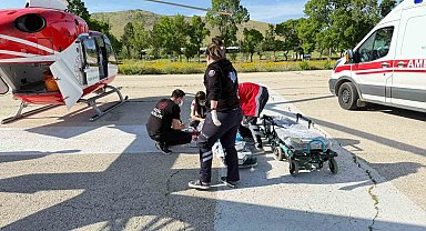 Ağrı'da nöbet geçiren 4 yaşındaki çocuk için ambulans helikopter havalandı
