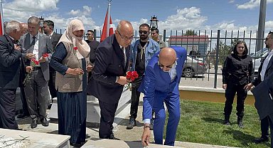 Ağrı'da şehitler bayram öncesi anıldı
