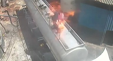 Ağzında sigara ile açtığı tanker kapağı bomba gibi patladı: O anlar saniye saniye kamerada