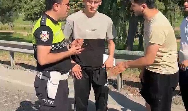 Ailesi kaza yapınca, polis ekipleri sınava yetiştirdi