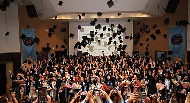 Akdeniz Üniversitesi'nde geleceğin hemşireleri kep attı