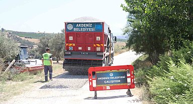 Akdeniz'de tarım yolları yenileniyor