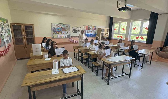 Aksaray'da 86 bin öğrenci karne aldı