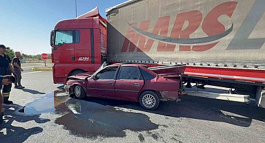 Aksaray'da tırla otomobil çarpıştı: 2 yaralı