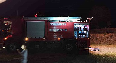 Alevlere teslim olan ev kullanılmaz hale geldi