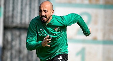 Aliağa FK, Ahmet İlhan Özek'le ilgileniyor