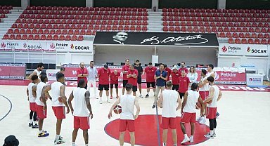 Aliağa Petkimspor'da başantrenör arayışı devam ediyor
