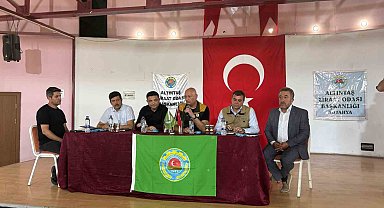 Altıntaş'ta çiftçilerin karşılaştığı sorunlar ve çözüm önerileri masaya yatırıldı