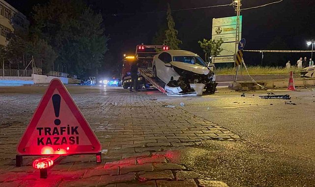Amasya'da otomobiller çarpıştı: 1 ölü