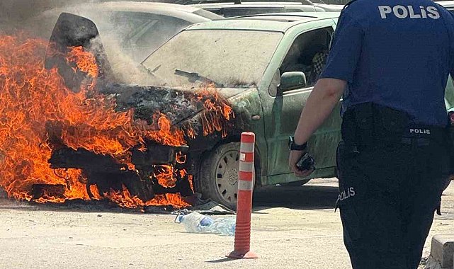 Ankara'da bir araç alev alev yandı