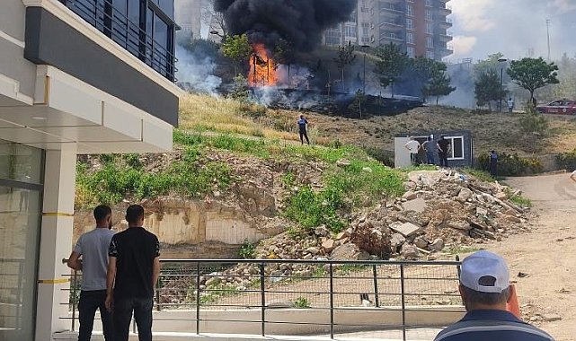 Ankara'da bir parkın 2 çocuk tarafından yakıldığı iddia edildi