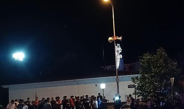 Ankara'da meydana gelen kazada bir araç kullanılamaz hale geldi