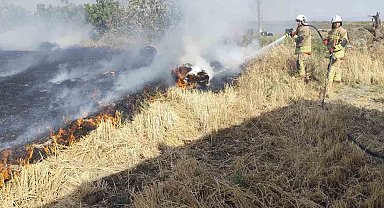 Antakya'da saman balyaları yandı