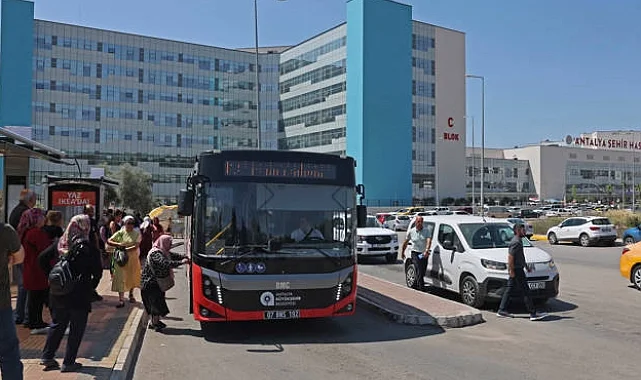 Antalya Büyükşehir'den Şehir Hastanesi'ne kolay ulaşım