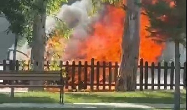 Antalya'da otomobil alev topuna döndü